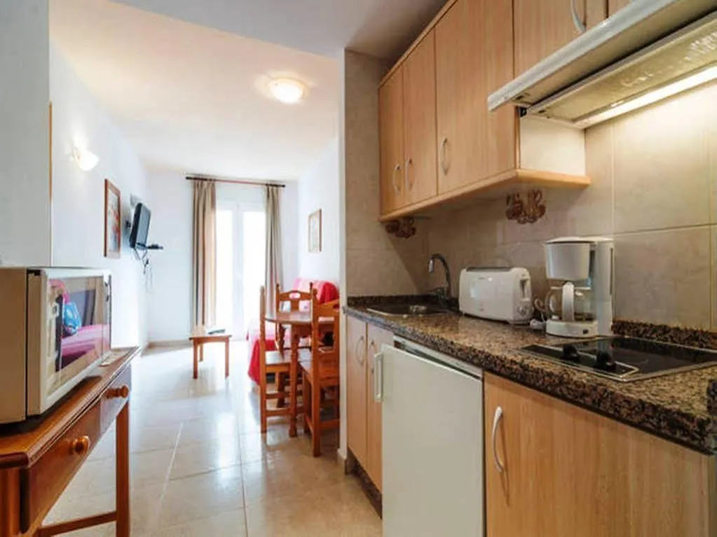 Szálloda Vicenta Apartaments Torremolinos